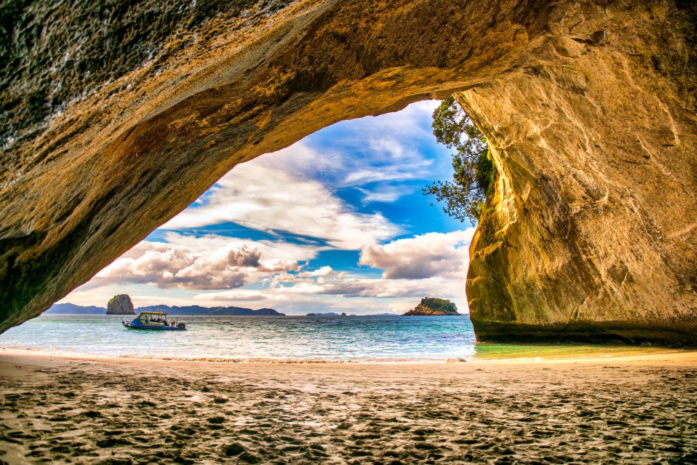 Te Whanganui-A-Hei (Cathedral Cove) Marine Reserve